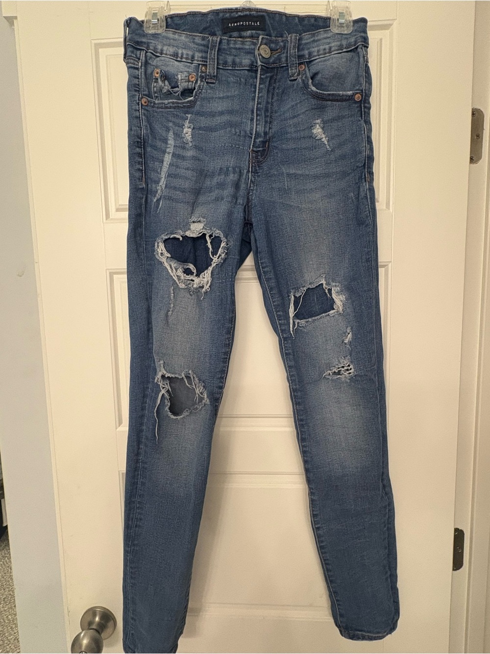 Aeropostale Women's Distressed Blue Ripped Skinny Jeans